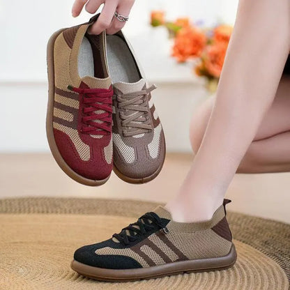 סניקרס אורטופדיות לנשים עם תמיכה חכמה ונוחות מרבית