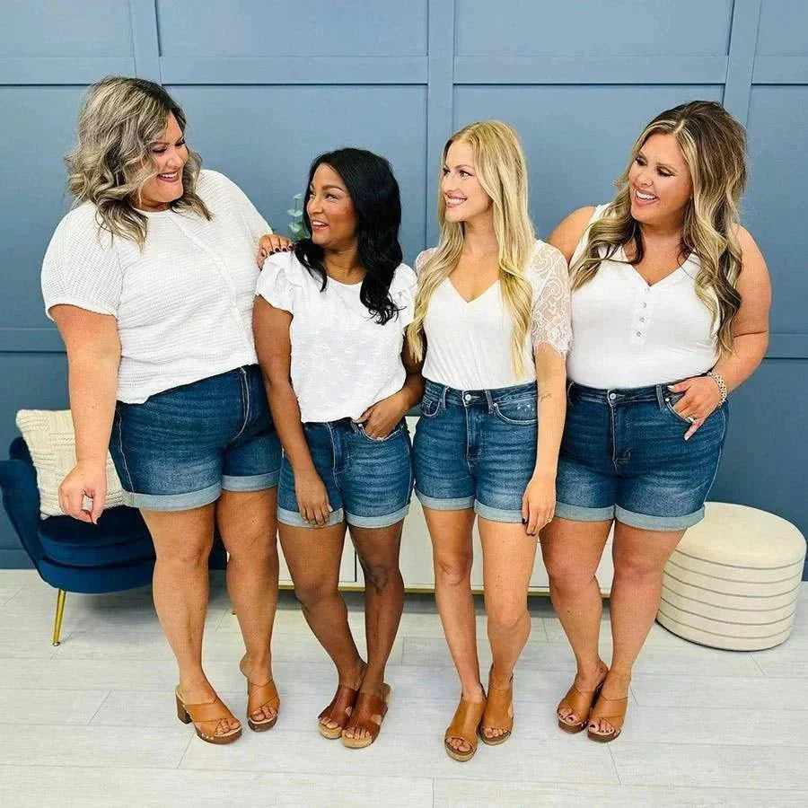 שורט מחטב - מתאים למידות גדולות