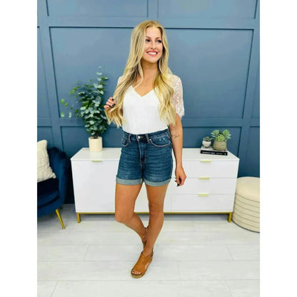 שורט מחטב - מתאים למידות גדולות